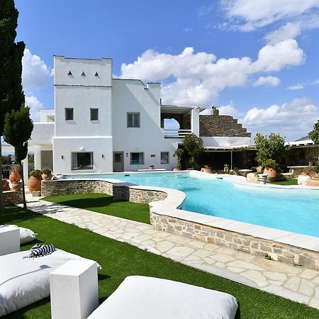 Villa Callista Paro Esterno foto