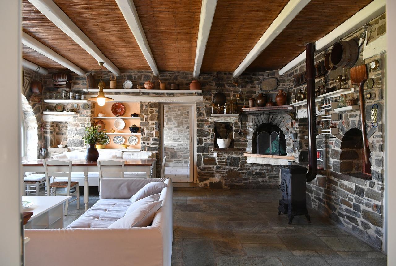 Villa Callista Paro Esterno foto