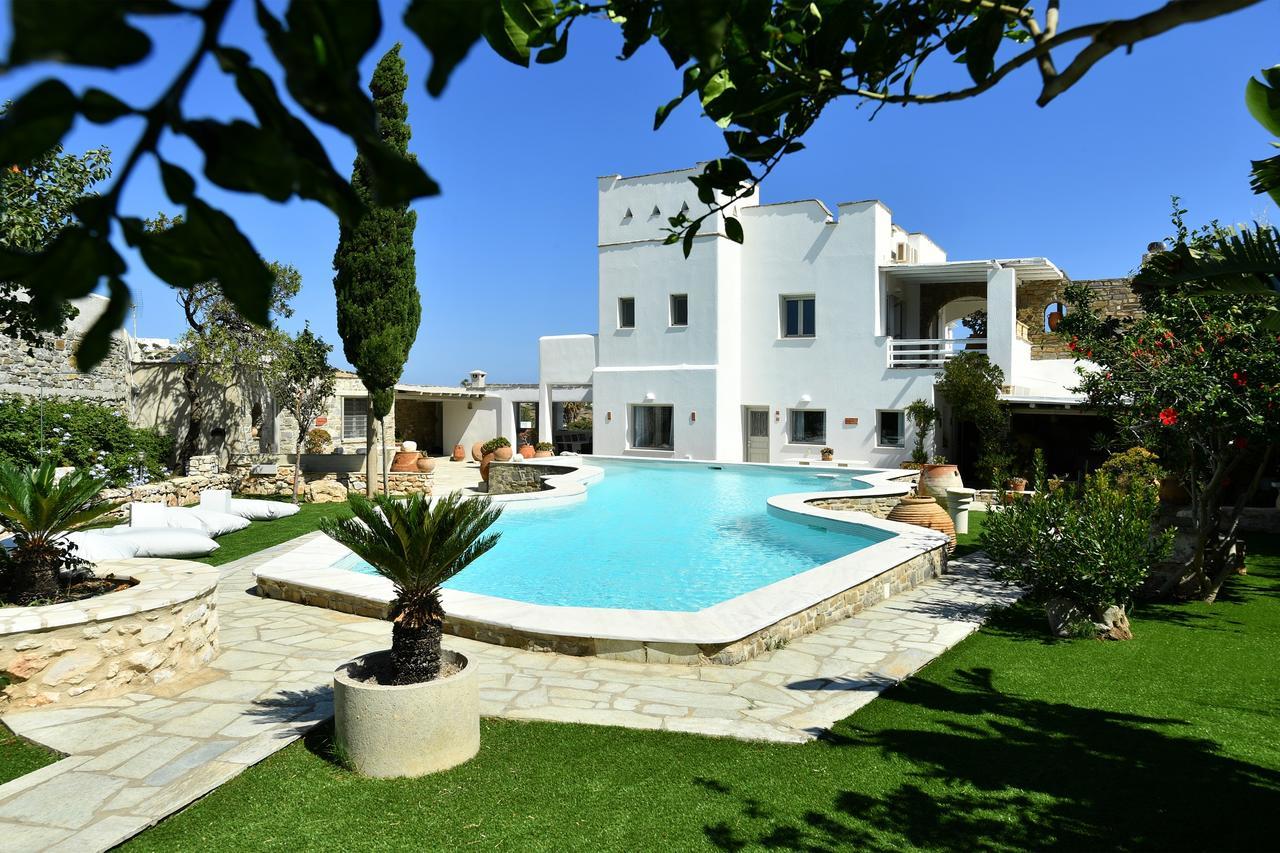 Villa Callista Paro Esterno foto