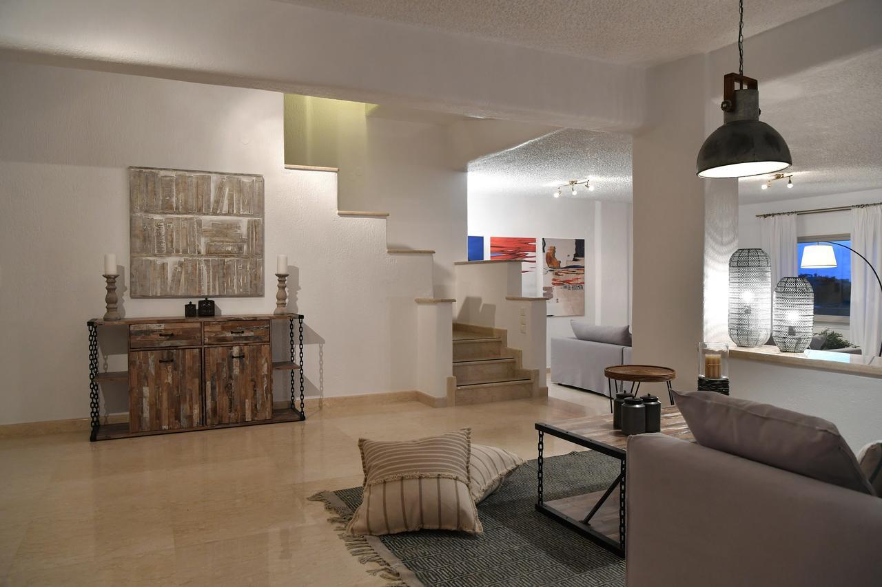 Villa Callista Paro Esterno foto